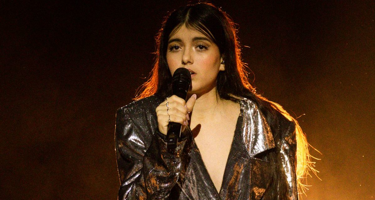 Nika Paris la cantante della Diamond di Alessandria supera il terzo Live di X Factor