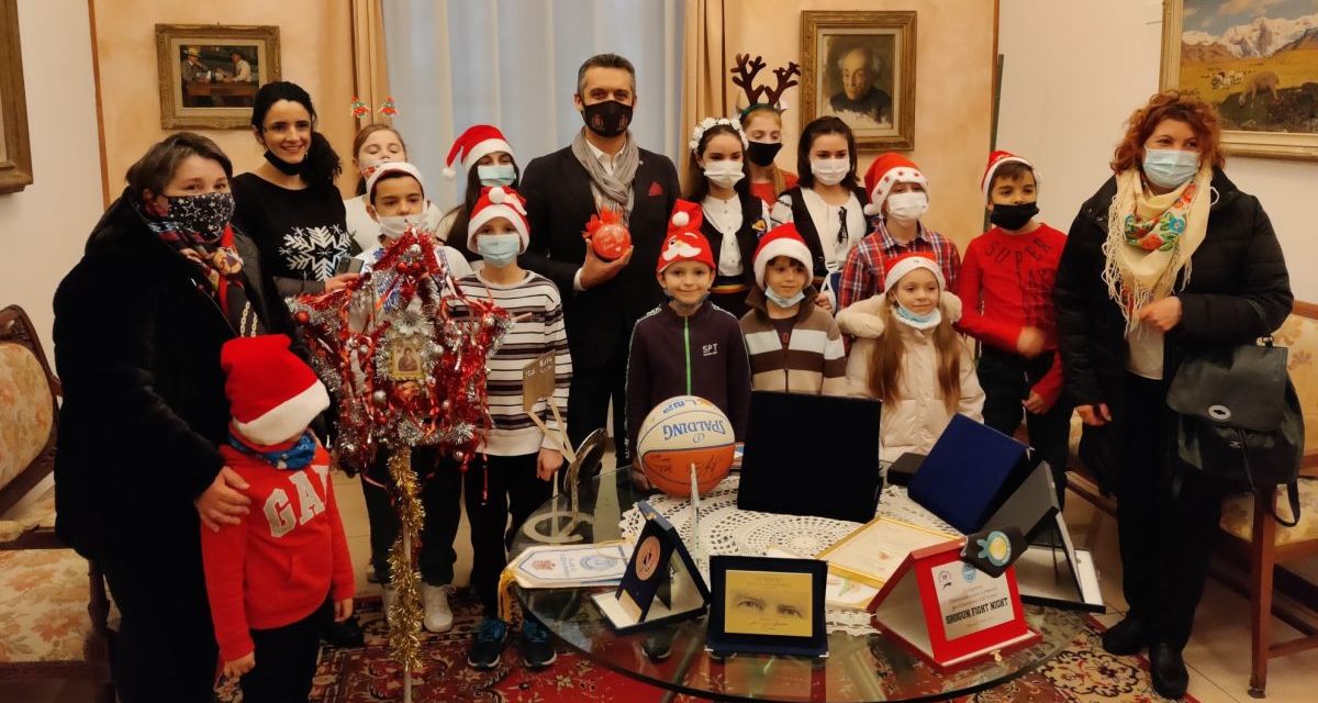 il Sindaco Chiodi incontra i volontari per l’integrazione rumena e quelli della Croce Rossa