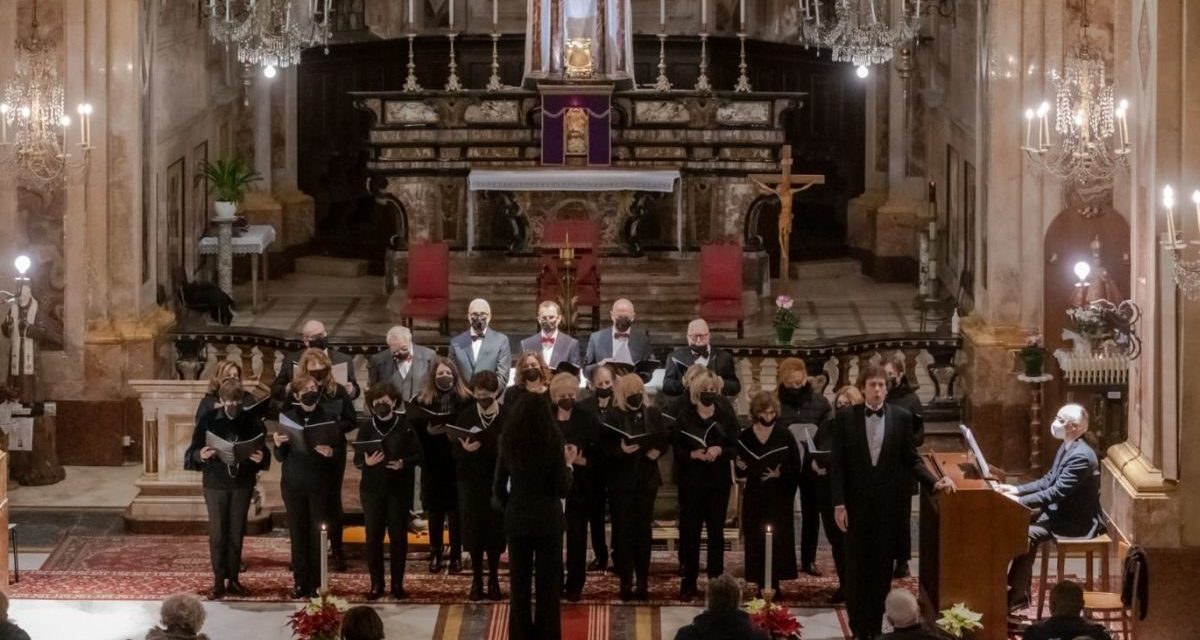 Un successo il concerto di Natale a Sale. Le immagini di Luigi Bloise