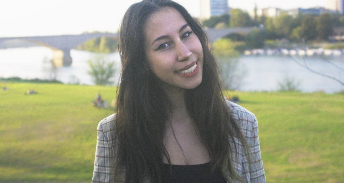 Una studentessa di Sale vince il concorso nazionale bandito da ItaliaAdozioni