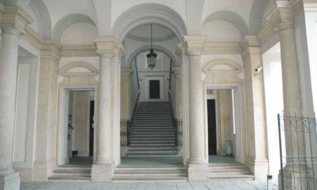 Tutti i mostri hanno un cuore, questo il titolo della mostra a Valenza che si inaugura sabato