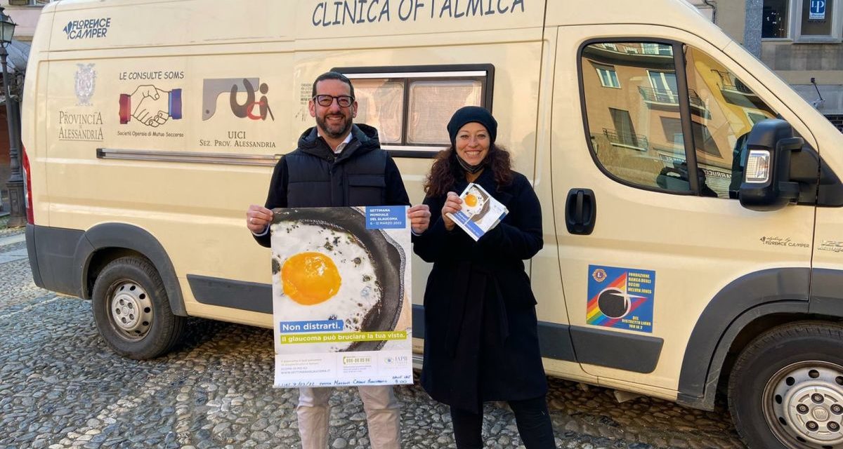 La clinica oftalmica mobile ha fatto tappa a Tortona. Anche Chiodi e Fantone in visita