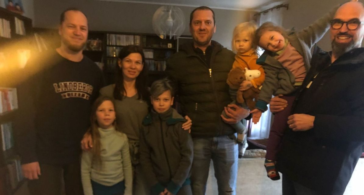 E’ salva dalle bombe la famiglia ucraina salvata in autostrada a Tortona. Il grazie del Cisa