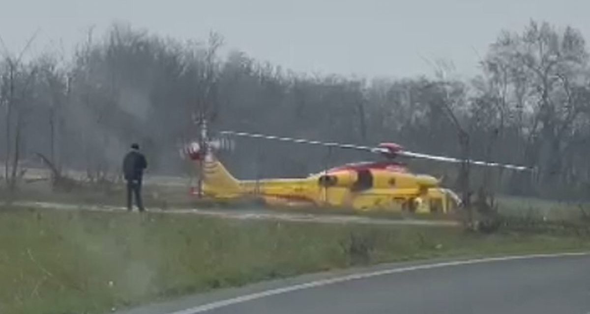 Schianto frontale a Casalnoceto tra due auto con due feriti, di cui uno grave