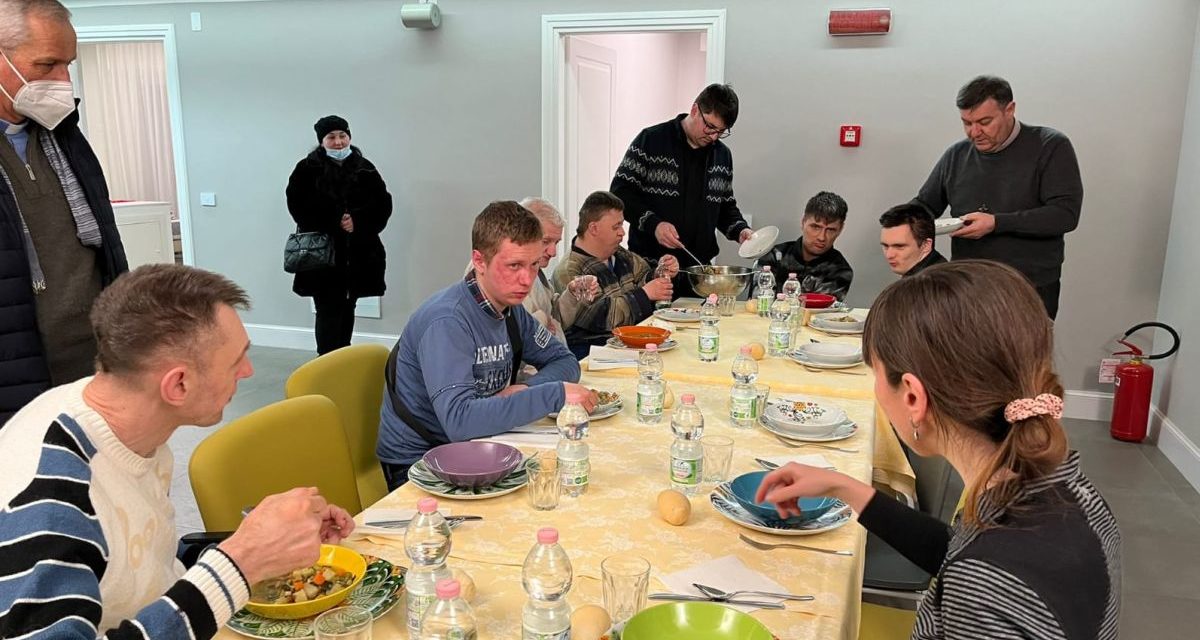 Dall’Ucraina sono arrivati a Tortona i ragazzi disabili, le suore orionine a Kharkiv parlano di città distrutta