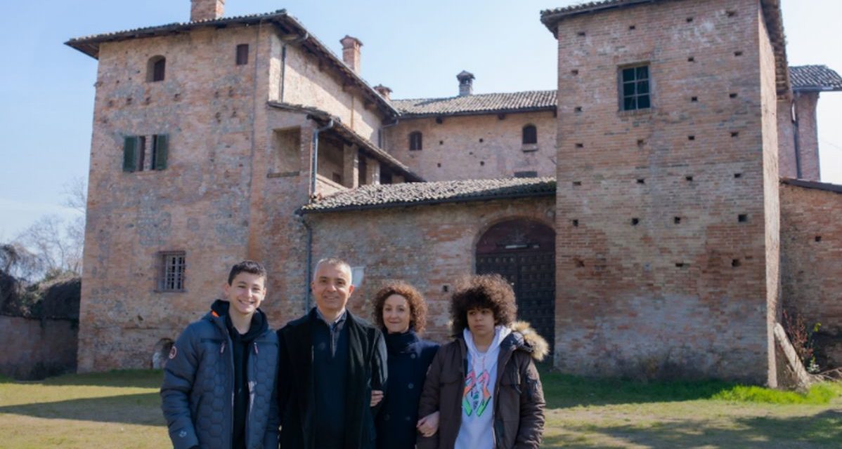 Imprenditore lombardo acquista il maniero di Castellar Ponzano per trasformarlo in Centro culturale