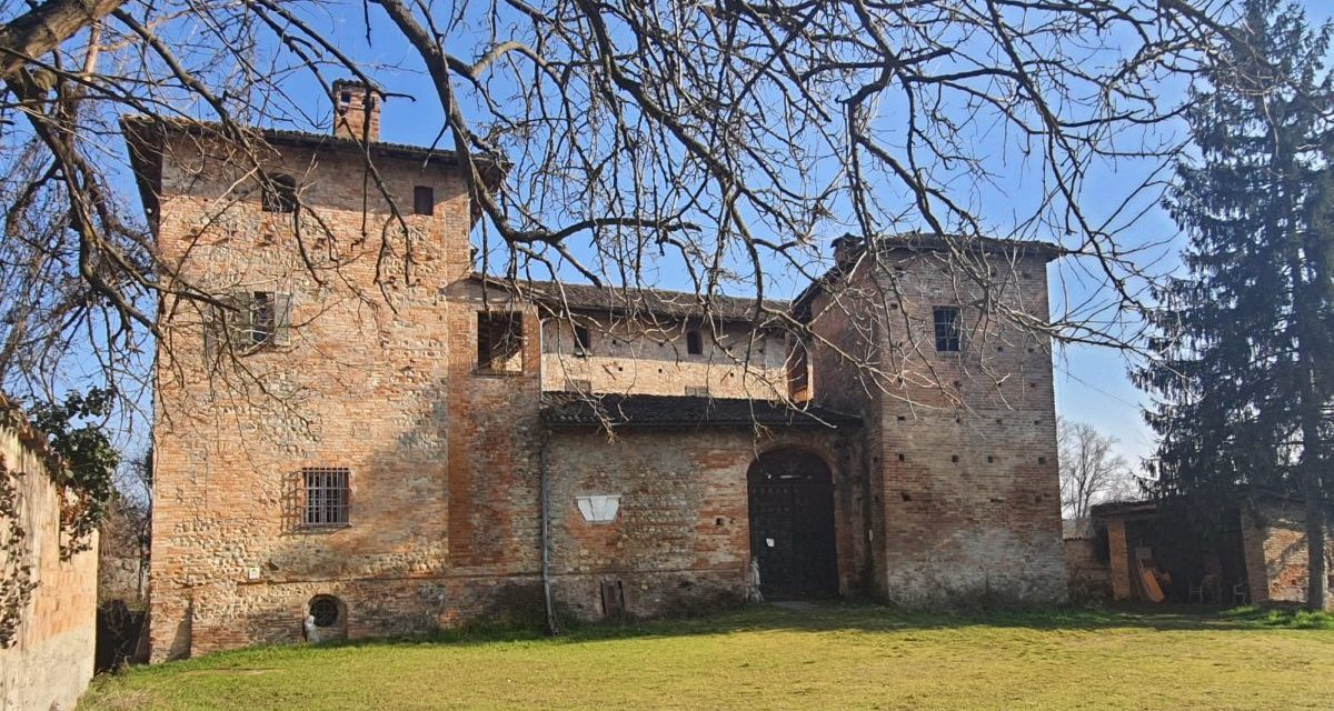 Domenica c’è la possibilità di visitare il castello Sforzini di Tortona col Fai Giovani ma prenotatevi