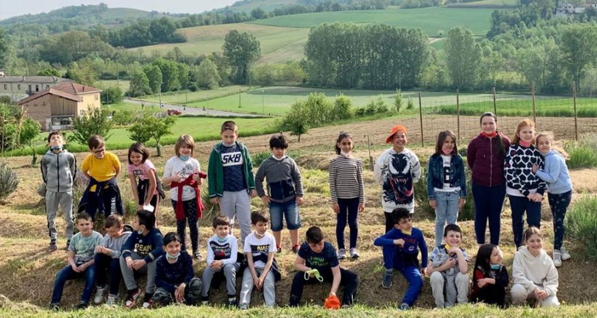Una lezione all’aperto per i bambini di Viguzzolo