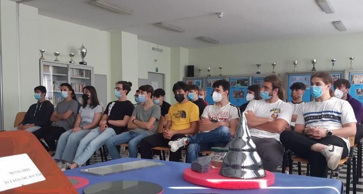 Al Marconi di Tortona sessioni didattiche predisposte da esperti aziendali