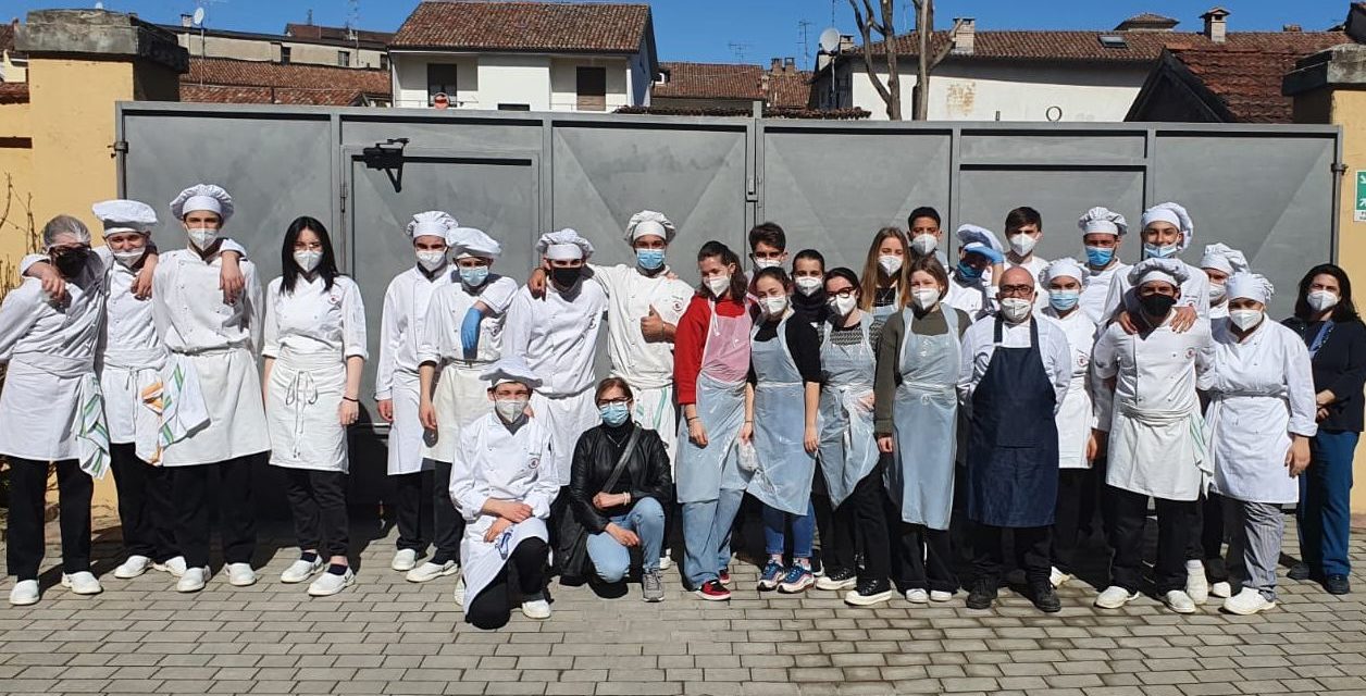Gli studenti del Peano di Tortona e l’attività di Peer Education