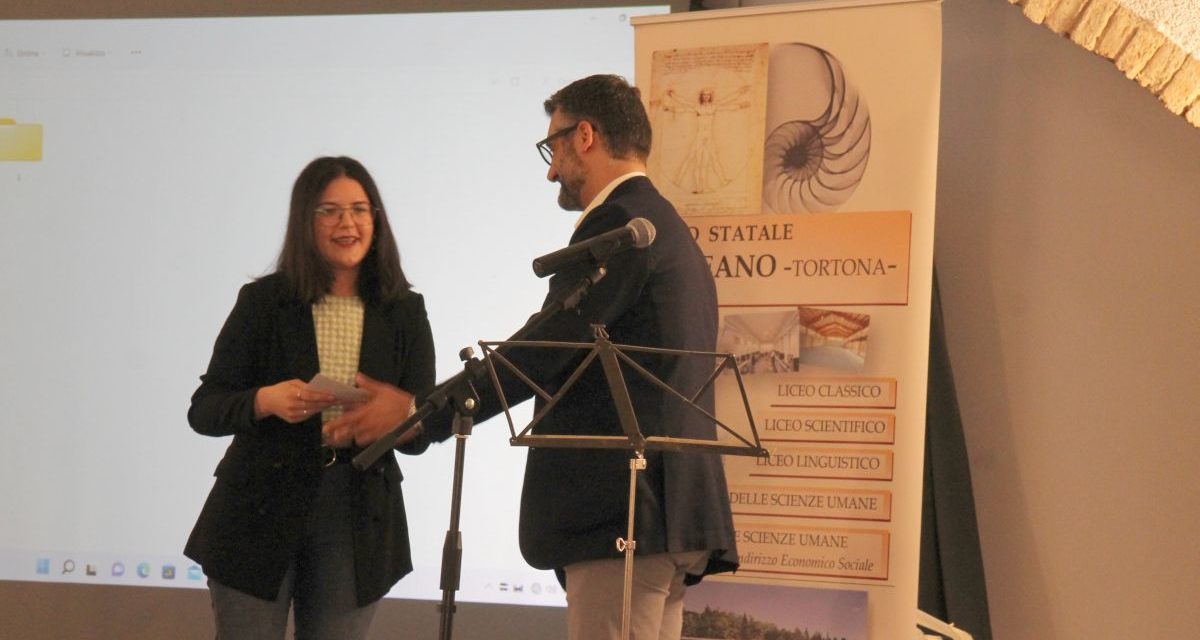 I vincitori del Concorso “Voci per la poesia” indetto dal Liceo Peano di Tortona