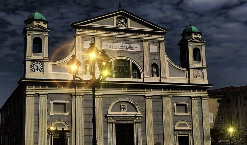 Domenica in Cattedrale a Tortona il cardinale Bagnasco inaugura un presepe artistico