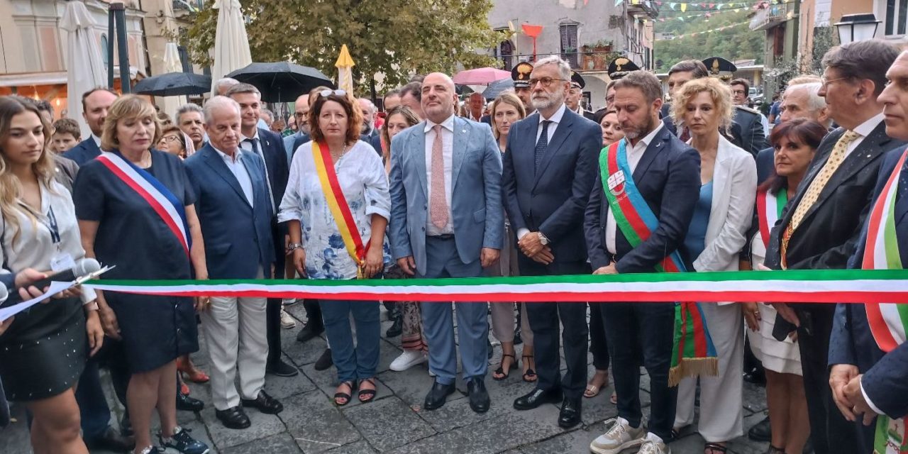 Pieve di Teco folla di visitatori per il debutto di Expo Valle Arroscia