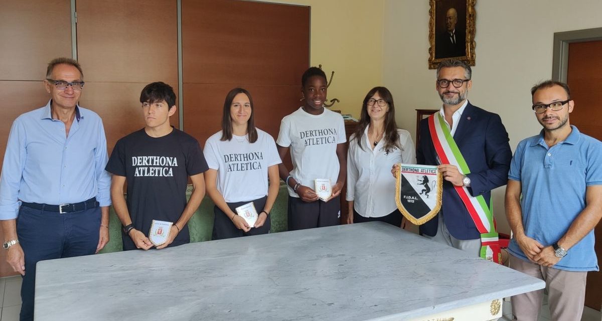 I Giovani Tortonesi della Derthona Atletica ricevuti in Comune dal Sindaco Chiodi