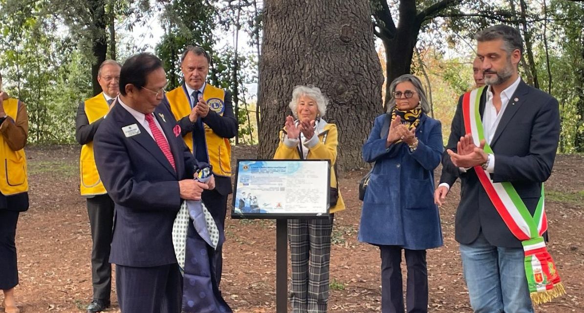 Il Past-Presidente Internazionale del Lions Jitsuhiro Yamada in visita a Tortona. In Duomo 4 inglesi