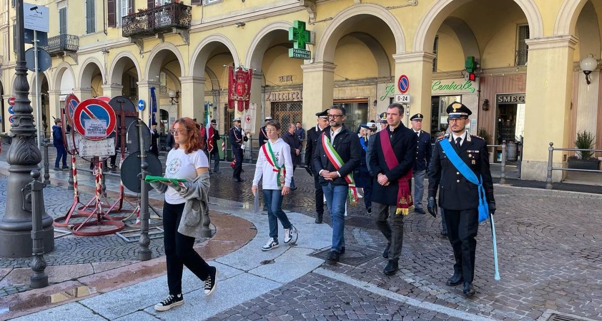 Bella manifestazione a Tortona per la Giornata delle Forze Armate. Le immagini e una riflessione di Unarma