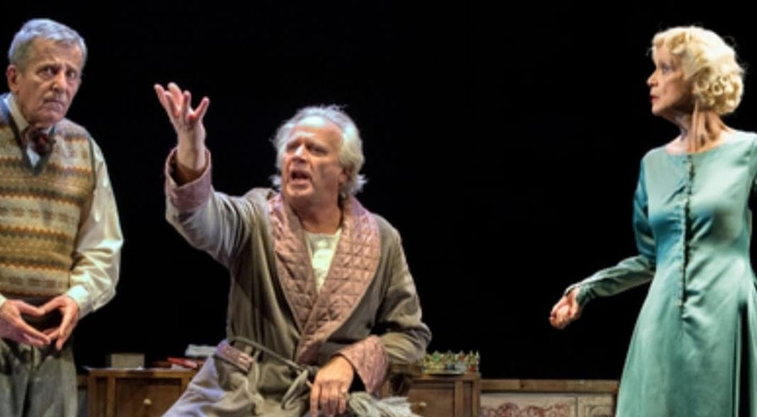 Domenica si inaugura la nuova stagione al Teatro Civico di Tortona con “Servo di scena”