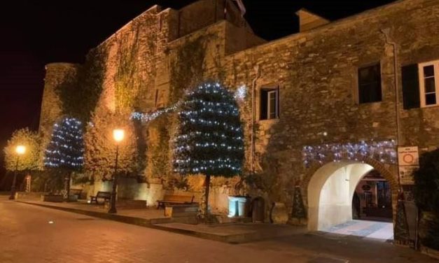 Natale 2025 a Cervo: il 6 dicembre arriva ‘Luci’, il primo ‘Christmas Party nel borgo’