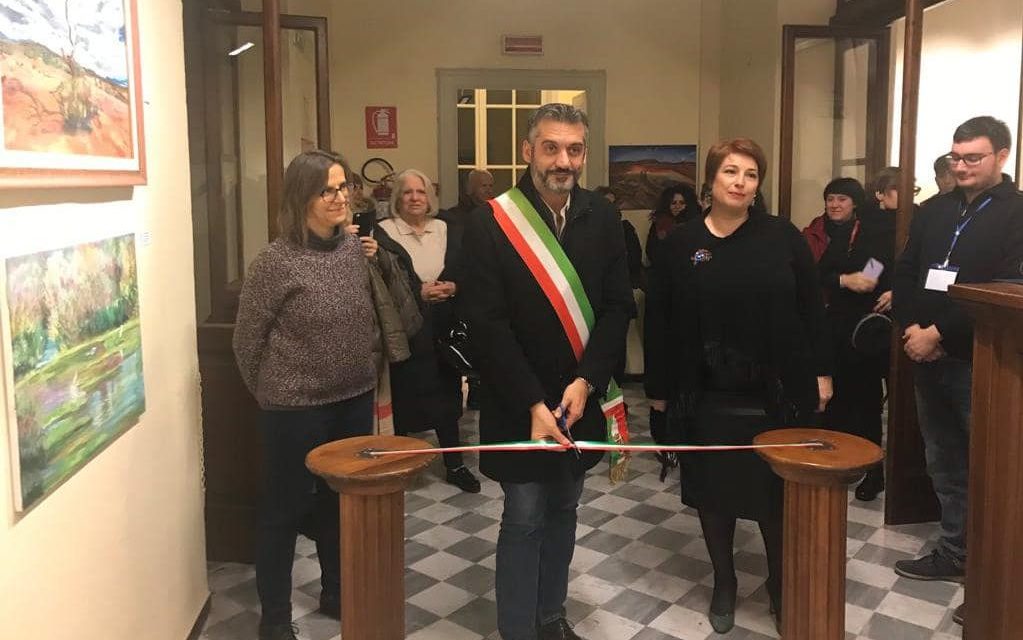 Il Sindaco di Tortona Federico Chiodi ha inaugurato una mostra di pittrici di Sale e Casalnoceto