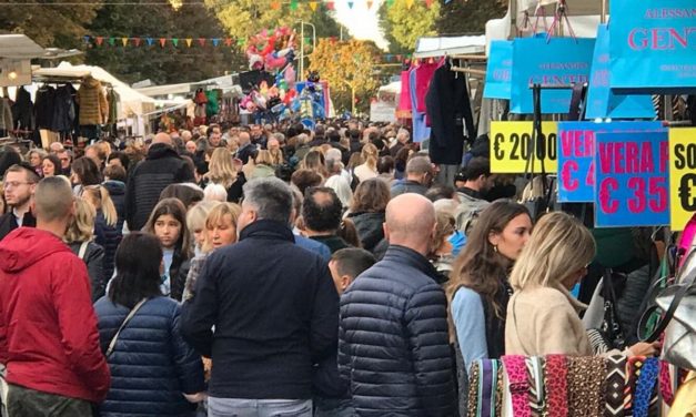 Domenica a Pavia ci saranno “Gli Ambulanti di Forte dei Marmi®” con i loro prodotti originali