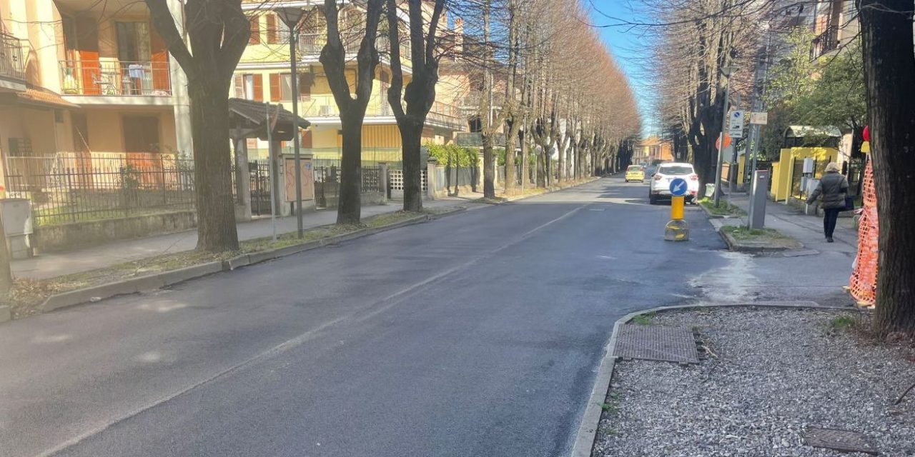 A Tortona asfaltata via Arzani e continuano alacremente i lavori in altre strade