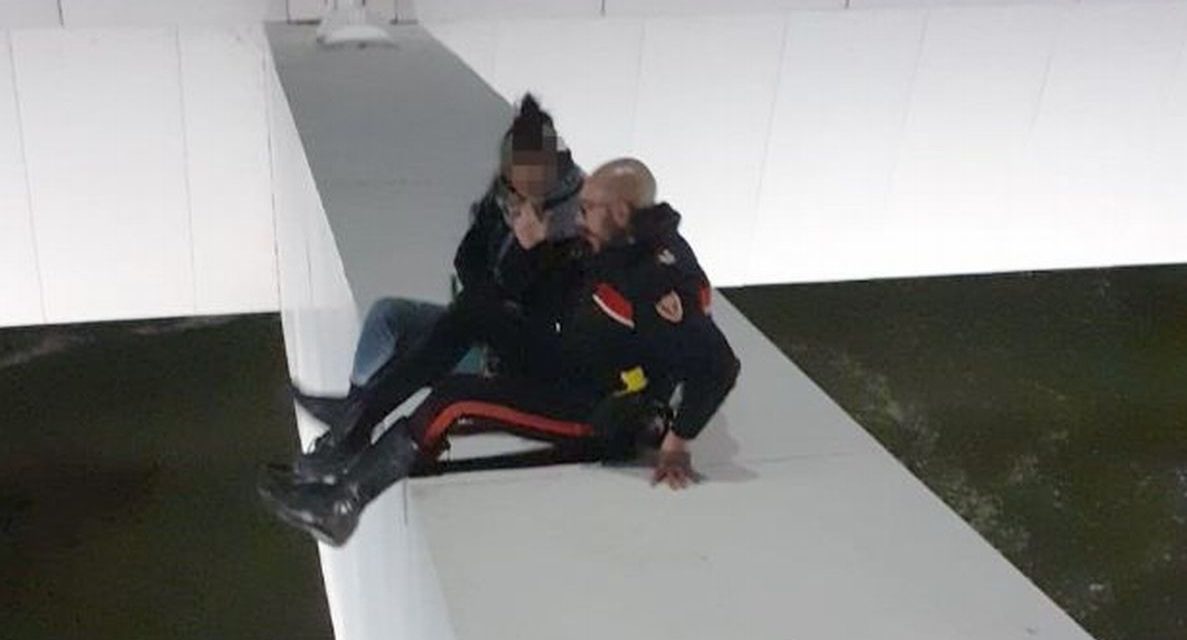 I Carabinieri di Alessandria salvano questa giovane che tentava il suicidio