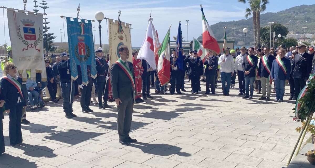 Celebrato a Diano Marina il 25 aprile, con l’orazione di Lina Cha. Le immagini