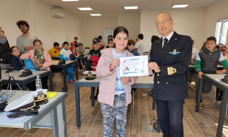 Nuova aula didattica alla Guardia Costiera di Imperia