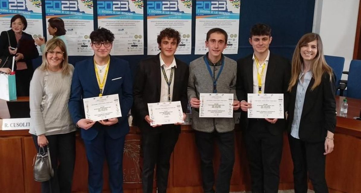 Gli studenti del Marconi trionfano alle finali nazionali e si qualificano per le selezioni europee del concorso FAST