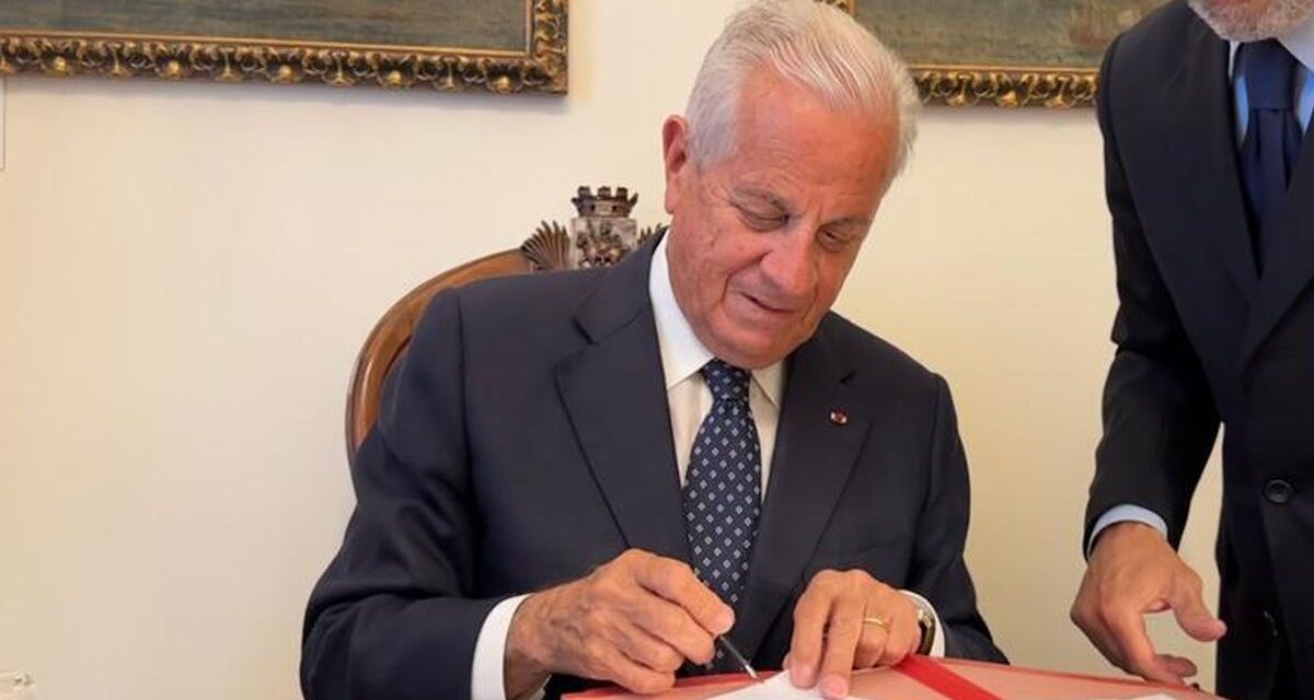 Imperia, ordinanza del Sindaco Scajola ai concessionari delle reti di acqua, luce, gas e internet per le strade mal riasfaltate