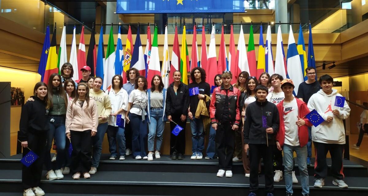 Stage dei giovani del Liceo Peano di Tortona a Bruxelles