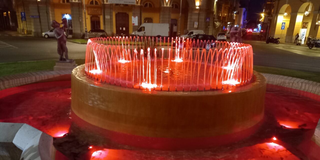 Imperia illuminata di Rosso per la giornata della sclerosi multipla