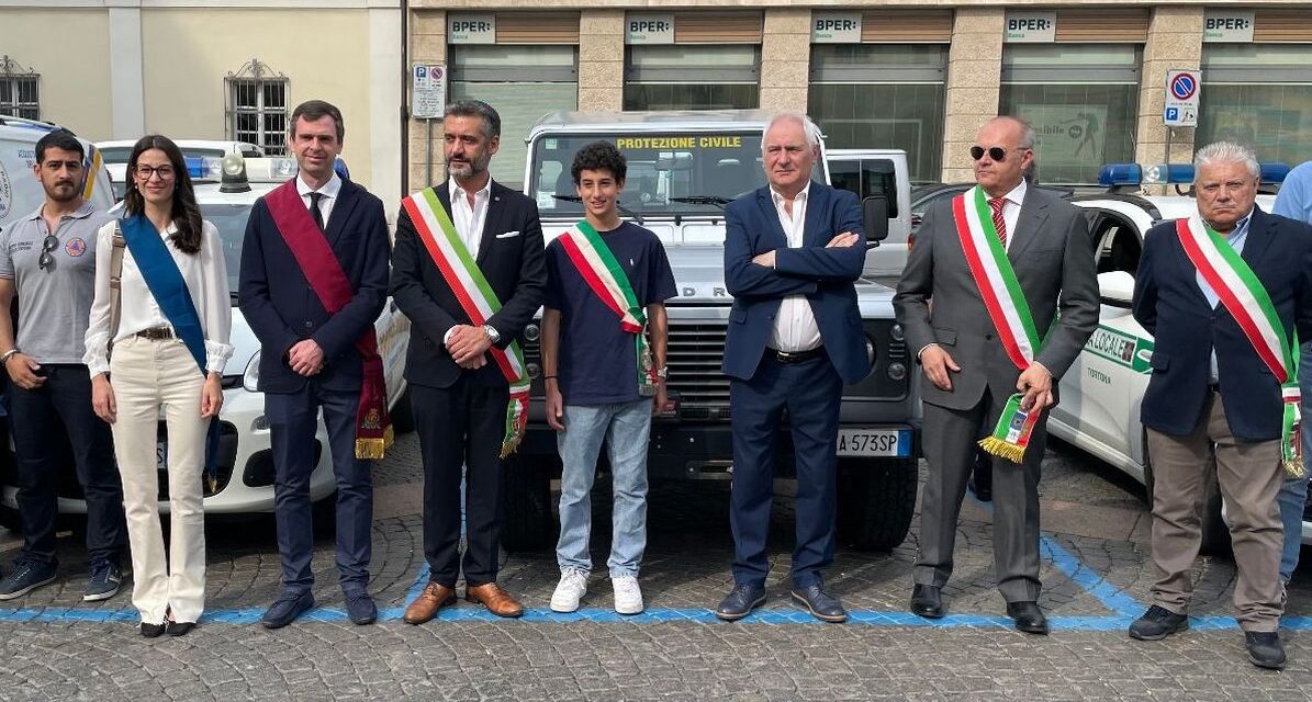 Celebrata in piazza Duomo a Tortona la festa della Repubblica Italiana. Le immagini