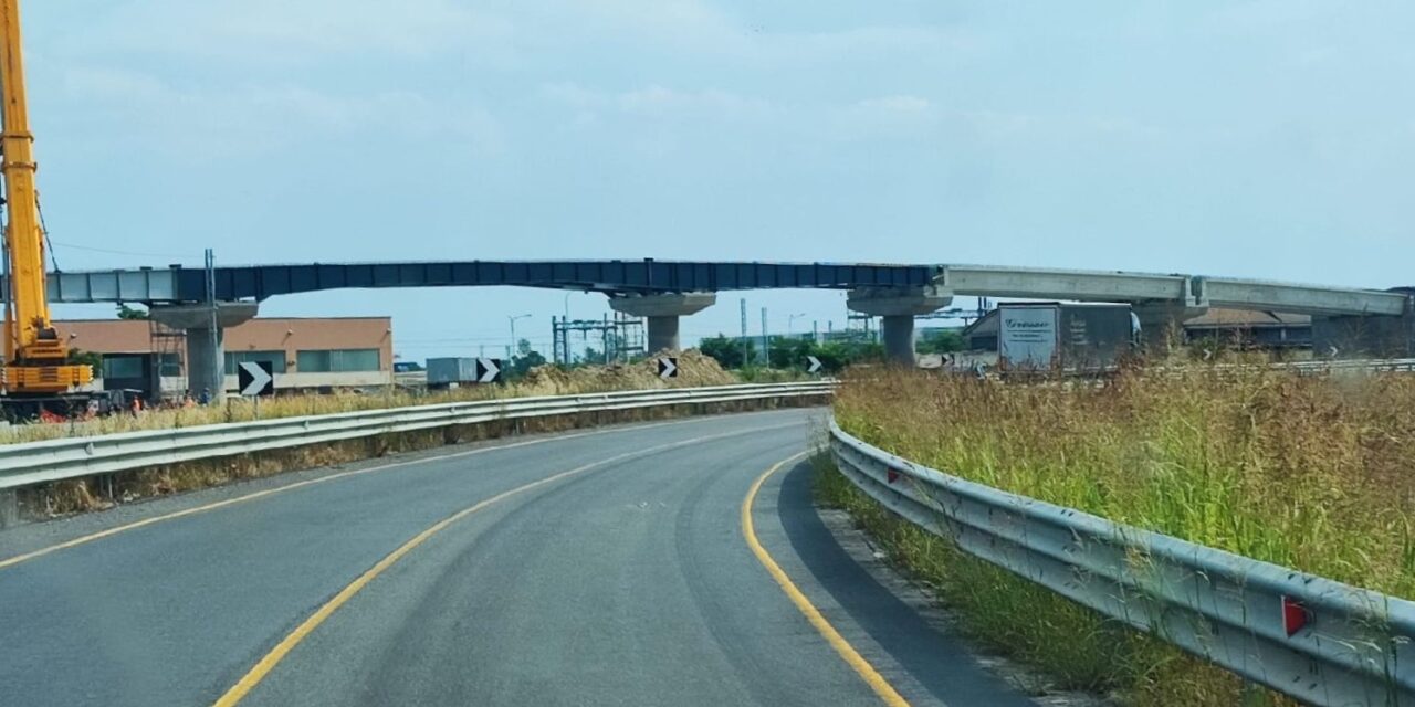 A Tortona posato l’ultimo pezzo del Cavalcavia sulla Statale per Alessandria. Ecco quando verrà riaperta