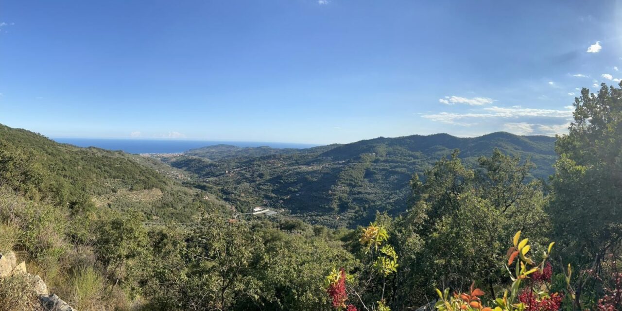 Diano Arentino: nuovo trekking gratuito alla scoperta delle bellezze del territorio