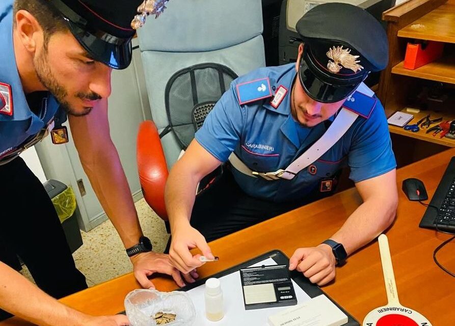 Trovato in possesso di 250 grammi di droga arrestato dai Carabinieri di Ospedaletti