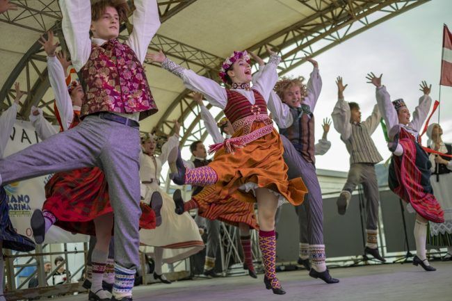 Giovedì 5 e Martedì 10 a Diano Marina torna il World Folklore Festival 