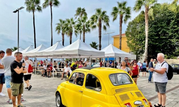 Torna il Raduno Fiat 500 e derivate: il 20 settembre un tour panoramico tra Diano Marina e San Bartolomeo
