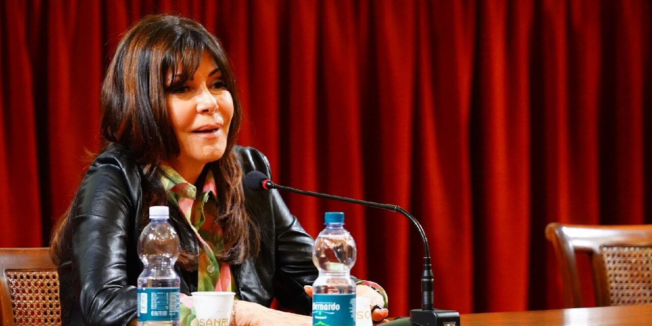 Dopodomani Laura Calosso sarà ai Martedì letterari di Sanremo