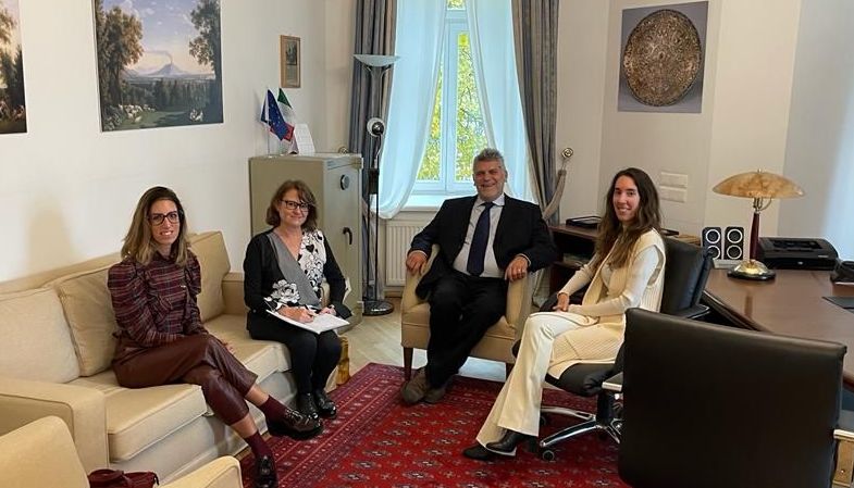 Ambasciatori dell’italiano in Lituania, l’esperienza della dianese Damniana Biga e altri due colleghi