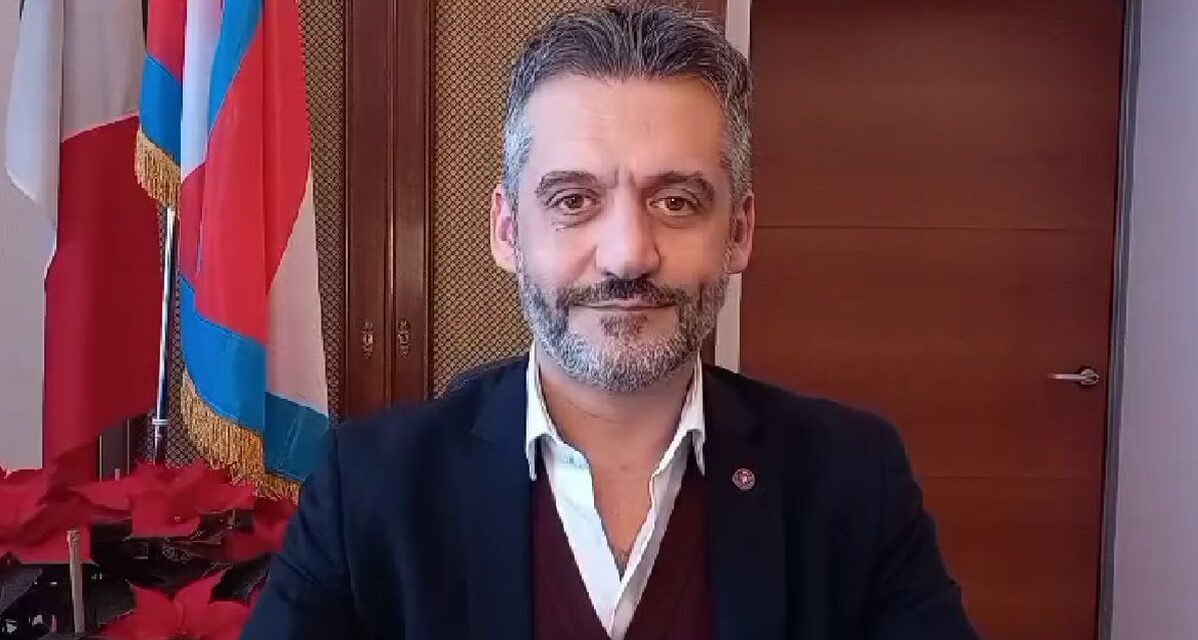 Chiodi: “Con forza, tenacia e bellezza costruiamo la speranza. Auguri a tutti”