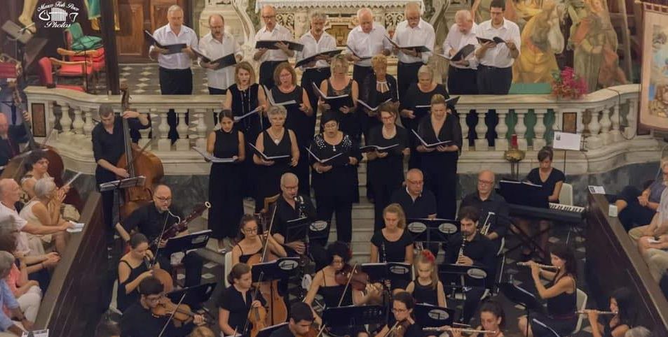 Domenica a Dolcedo il concerto del Coro Polifonico “Cantores Bormani”