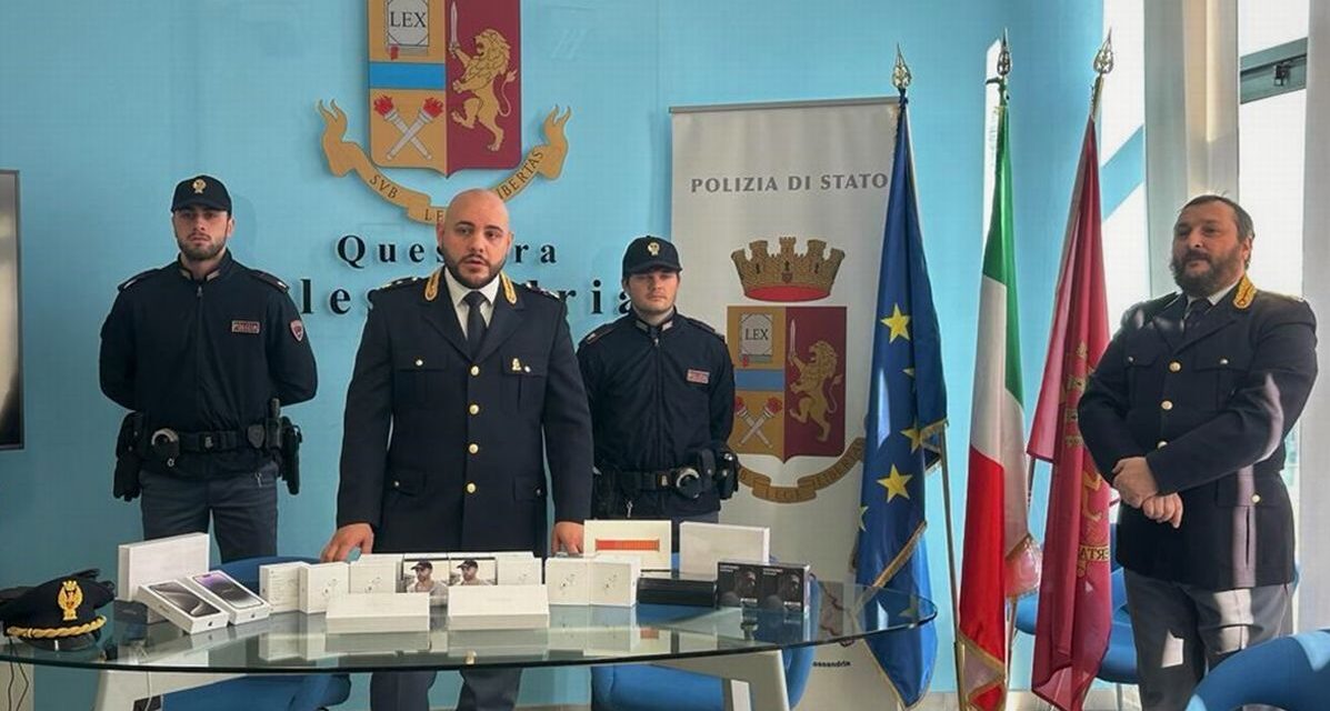 La Polizia di Alessandria sequestra numerosi prodotti tecnologici contraffatti