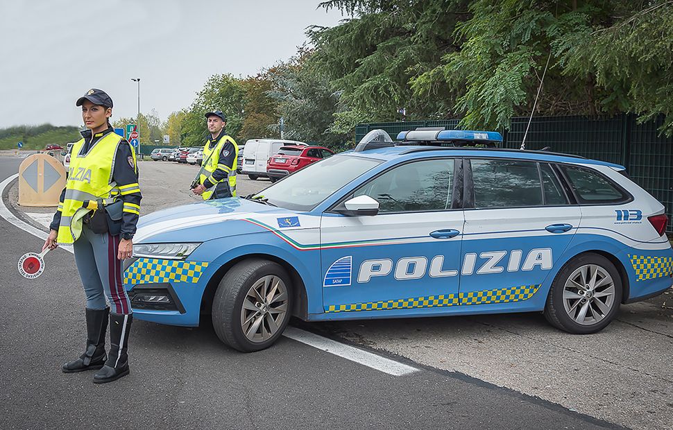 Operazione della Polizia di Stato a Ventimiglia. Individuato in fuga e tratto in arresto il presunto autore della tentata rapina aggravata