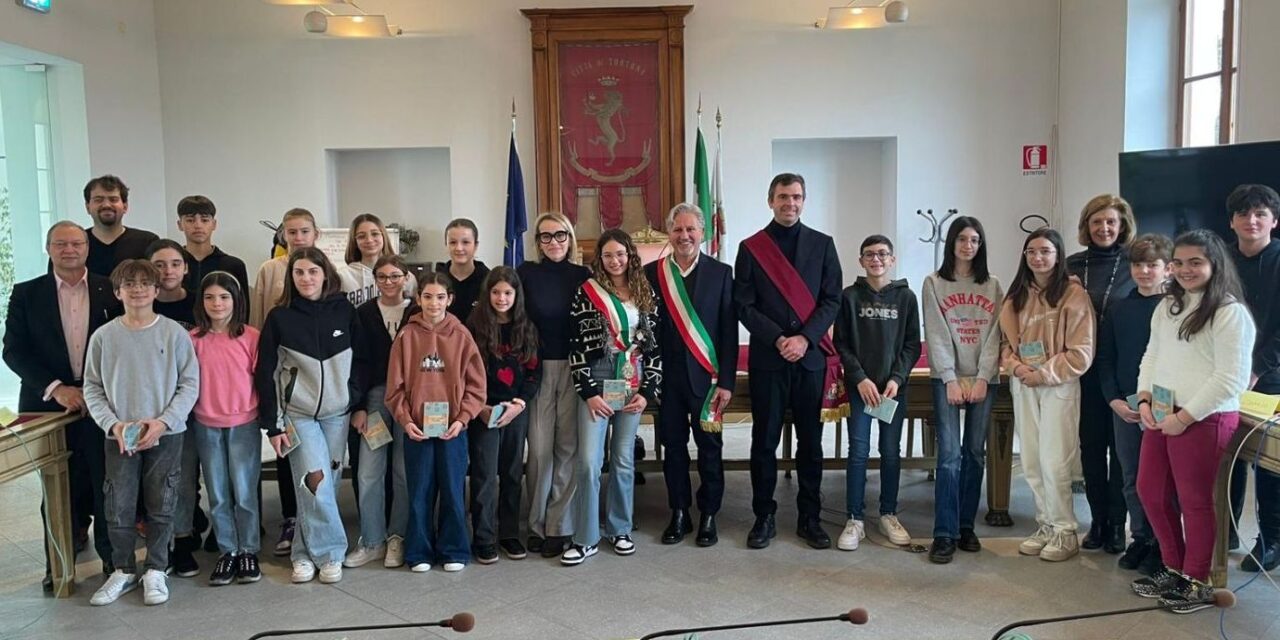 Insediato il nuovo Consiglio Comunale dei Ragazzi a Tortona: Beatrice Basilio