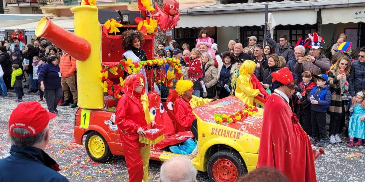 CarnevaLöa 2024: domenica 18 febbraio a Loano la prima sfilata di carri allegorici e il Palio dei Borghi