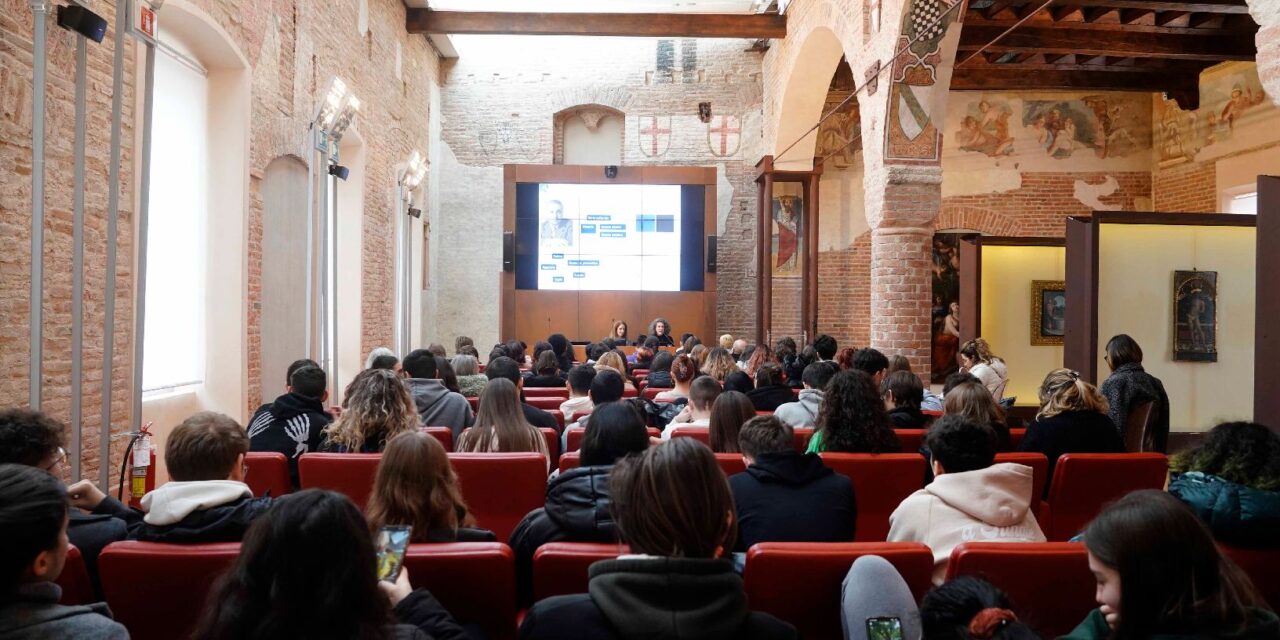 Oltre 200 studenti a lezione di restauro presso la Fondazione Cassa di Risparmio di Alessandria