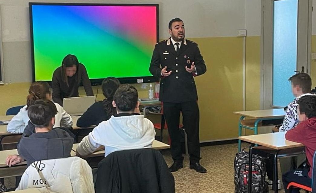 Nuovo incontro fra Carabinieri e studenti a Viguzzolo nell’ambito del progetto “Cultura della Legalità”.