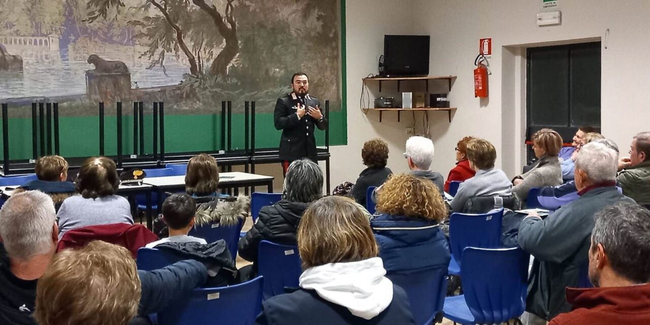 I Carabinieri a Castellar Guidobono per sensibilizzare le persone contro le truffe