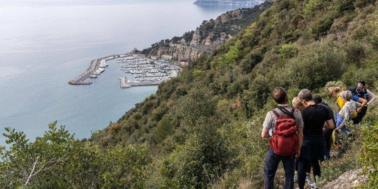 Alassio apre la stagione delle passeggiate tematiche: dal 6 aprile  un mondo di sentieri nuovi da scoprire